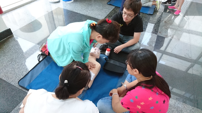 嬰幼兒CPR證照班圖片