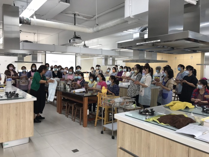 110年度保母人員專業訓練(自費班)上課花絮圖片