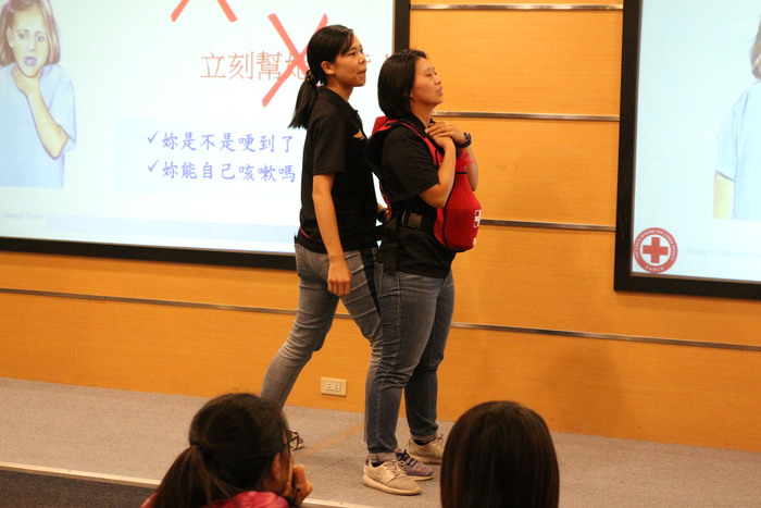 107.11.14 CPR+AED圖片