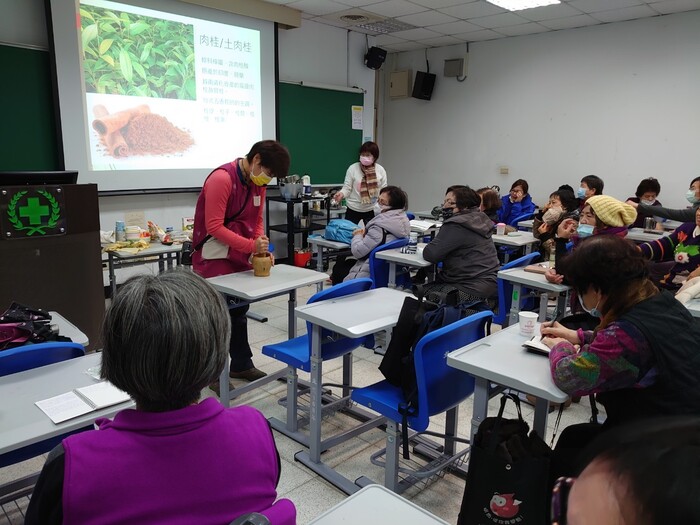 1091學期樂齡大學活動花絮圖片